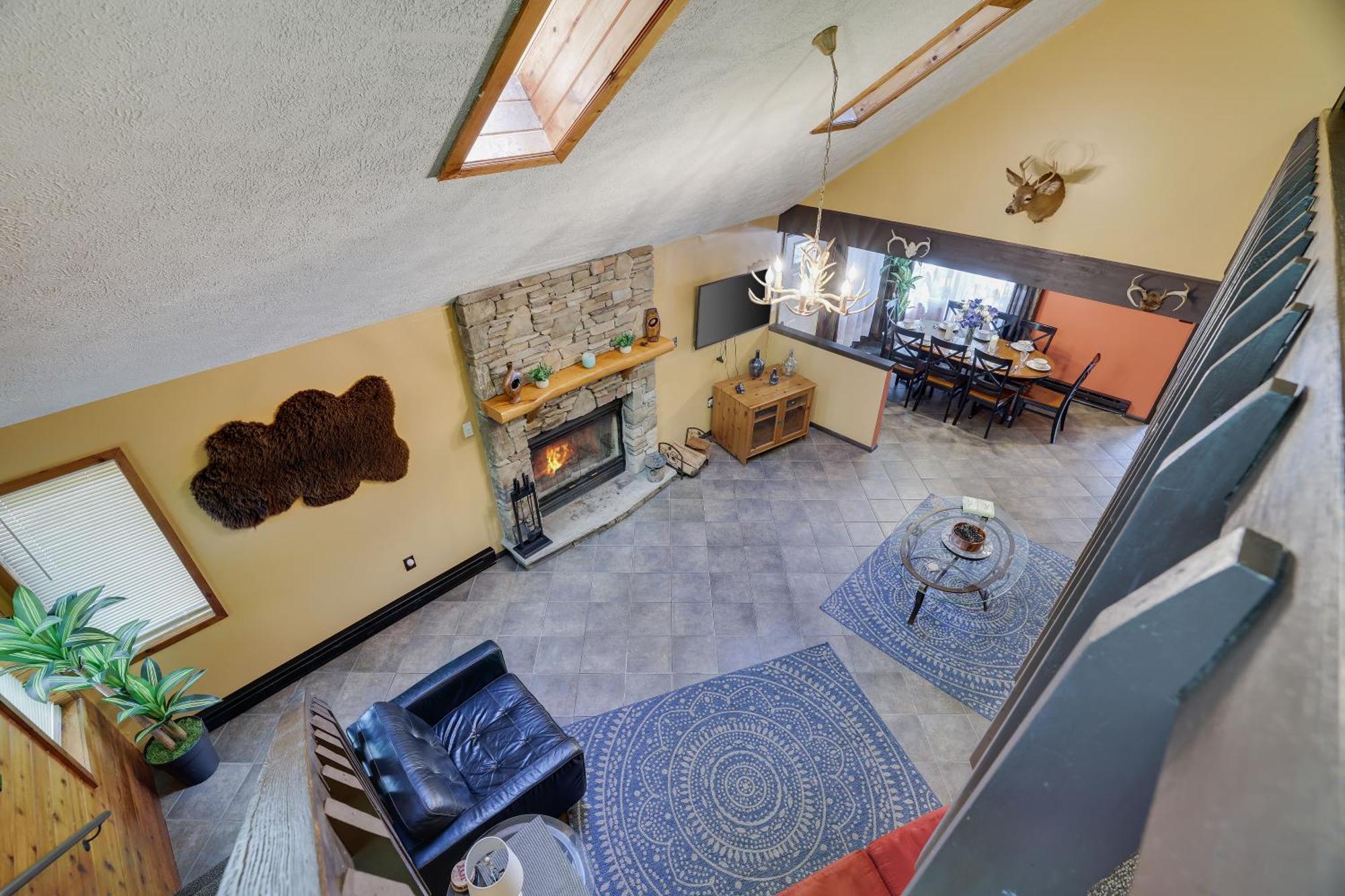 Chalet Renovated Near Casino, Camelback , Kalahari 4Bdrms Firepit Hot Tub Game Room Tobyhanna Kültér fotó